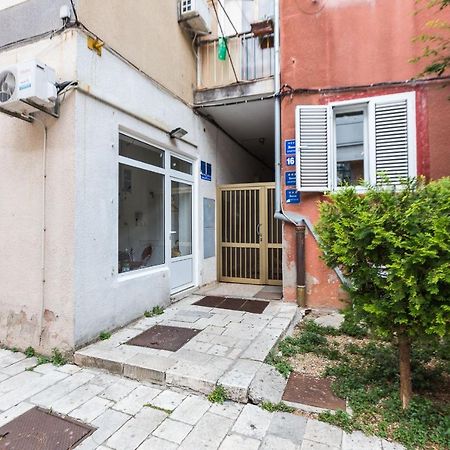 Karla'S Exclusive Central Apartment Ζαντάρ Εξωτερικό φωτογραφία
