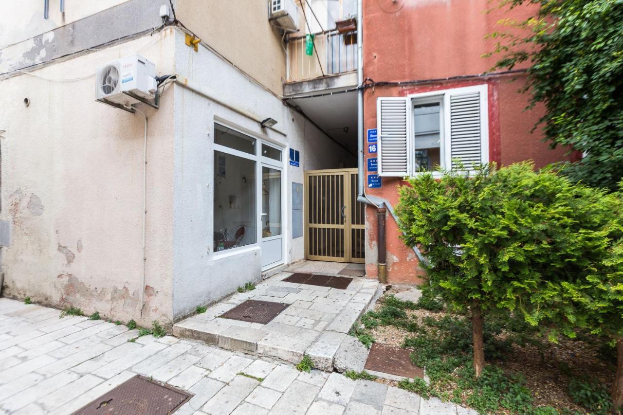 Karla'S Exclusive Central Apartment Ζαντάρ Εξωτερικό φωτογραφία